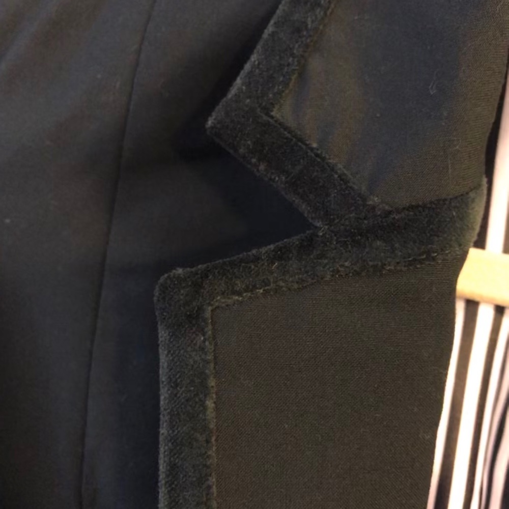 Black jacket - Picture 2 of 3